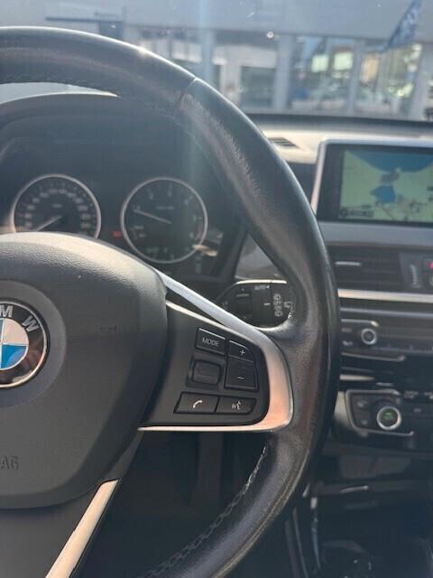 Bmw X1 sDrive18d xLine autom- 2017