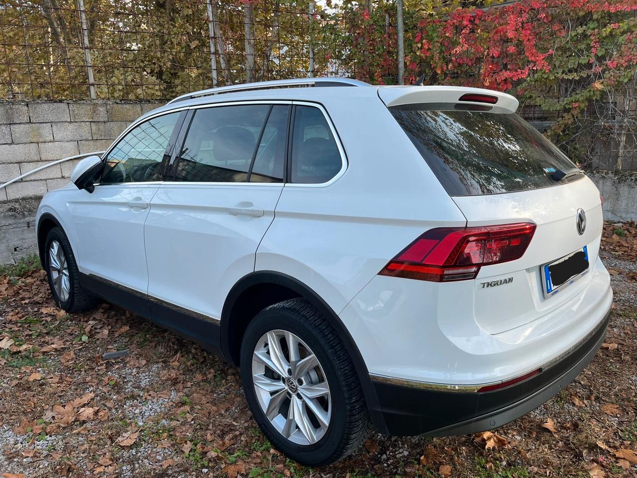 Volkswagen Tiguan 2.0 TDI SCR DSG 4MOTION Advanced BMT