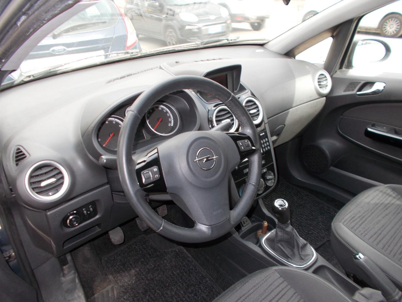 Opel Corsa 1.2 85CV 5 porte GPL-TECH Edition