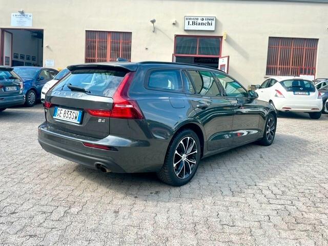 Volvo V60 B4 (d) Geartronic Momentum Business Pro Garanzia 24M