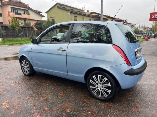 LANCIA Ypsilon 1.2 16V Platino