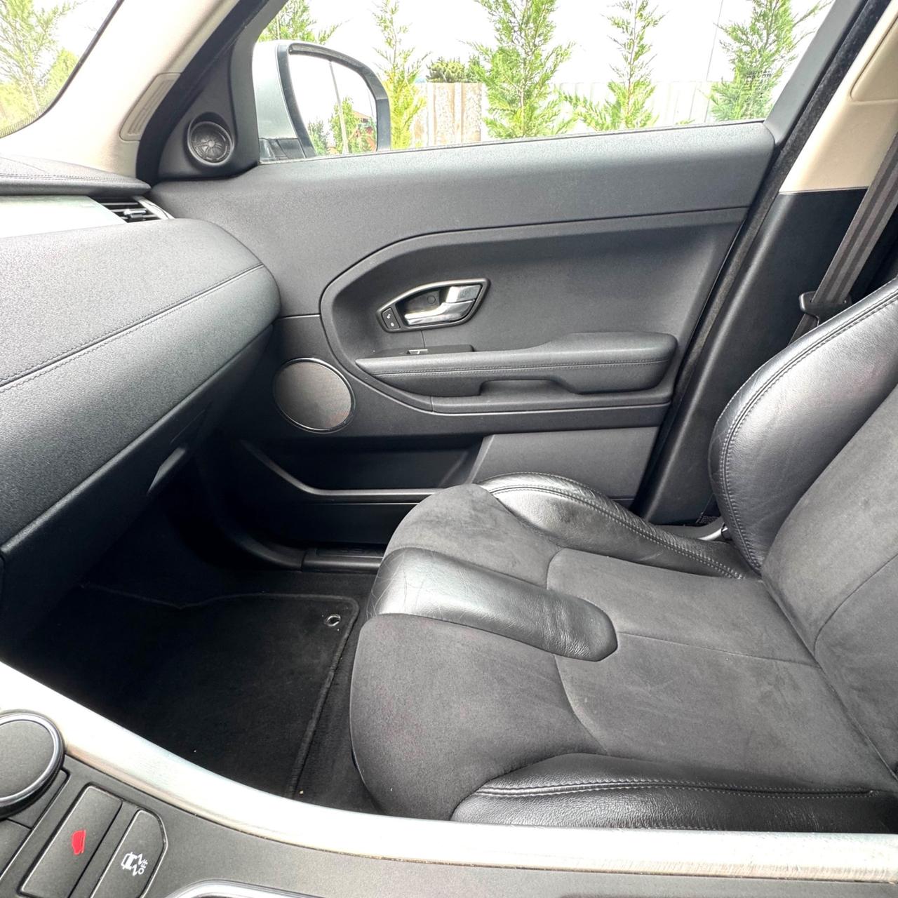 Land Rover Range Evoque 2.2 TD4 5p. Dynamic