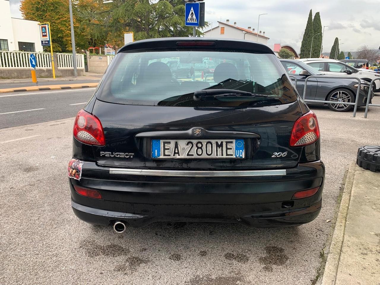 Peugeot 206 Plus 1.1 benz/gpl Neopatentati