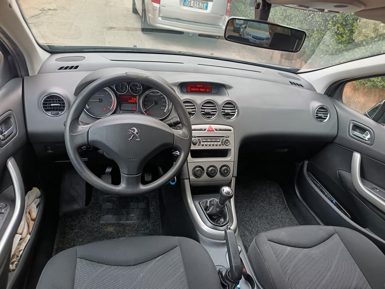 Peugeot 308 1.6 8V HDi 93CV 5p. 2013 ok neo patente