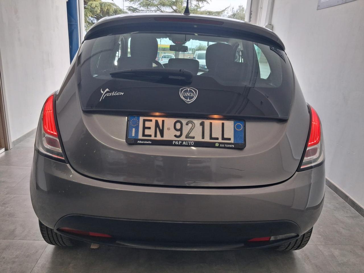 Lancia Ypsilon 1.2 69 CV 5 porte GPL Ecochic Platinum