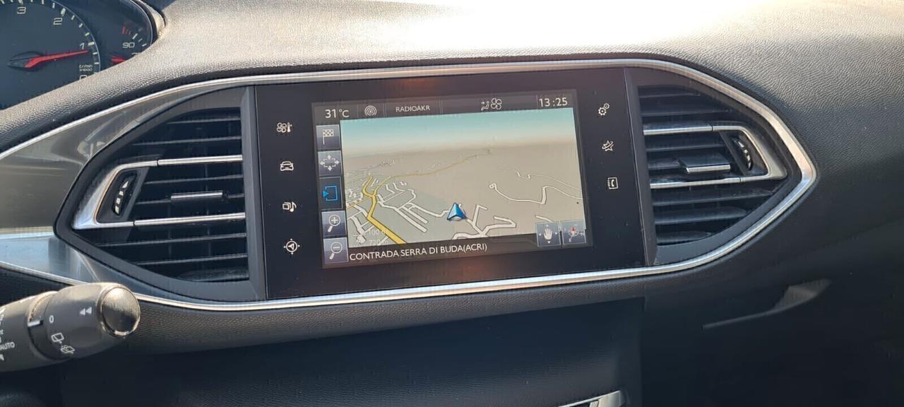 Peugeot 308 5P BlueHDi 120 -2017 -GARANZIA 2ANNI