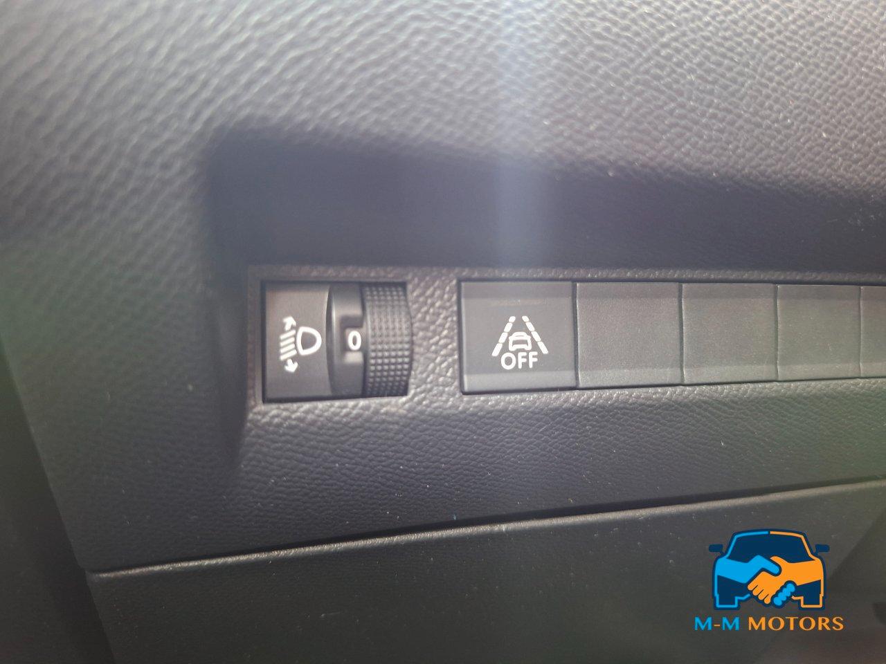 Peugeot 208 5 Porte 208 1.5 bluehdi Allure unico proprietario