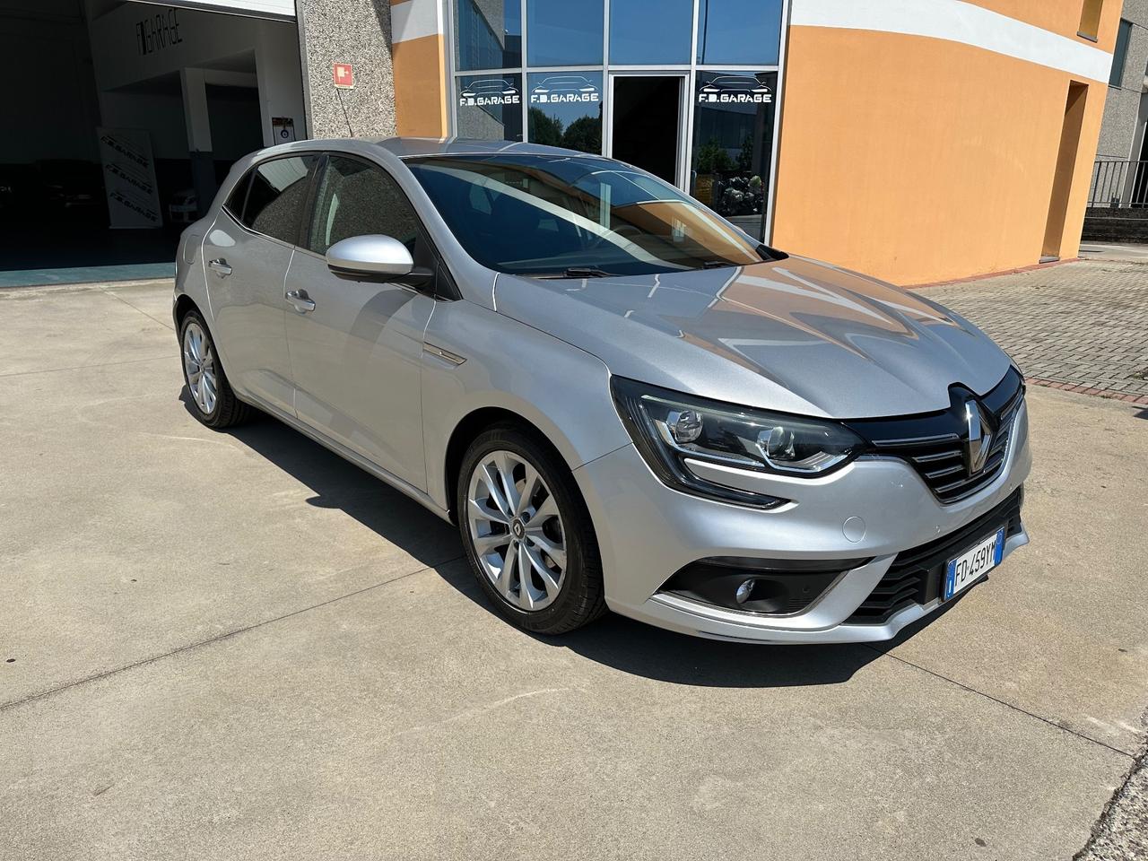Renault Megane Mégane dCi 8V 110 CV EDC Energy Intens