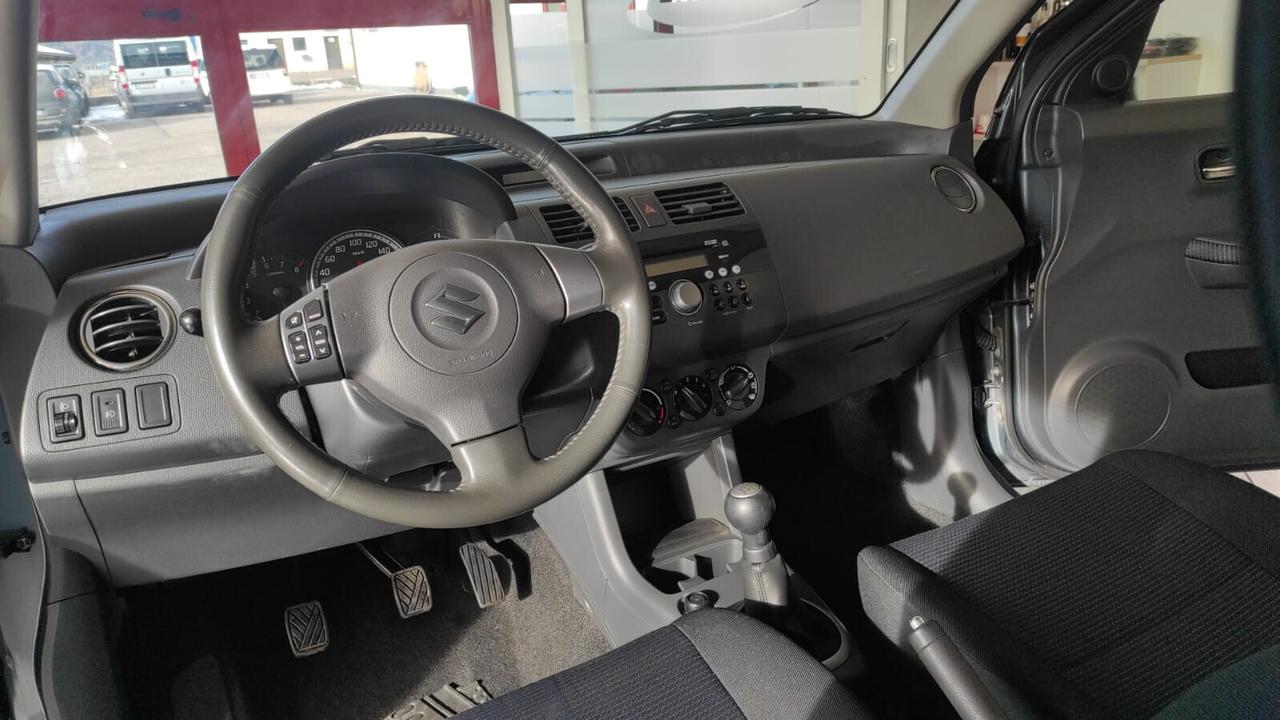 SUZUKI SWIFT 1.3 BENZINA 4X4 4WD UNICO PROPRIETARIO