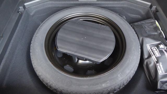 PEUGEOT 3008 BlueHDi 120 S&S EAT6 Allure