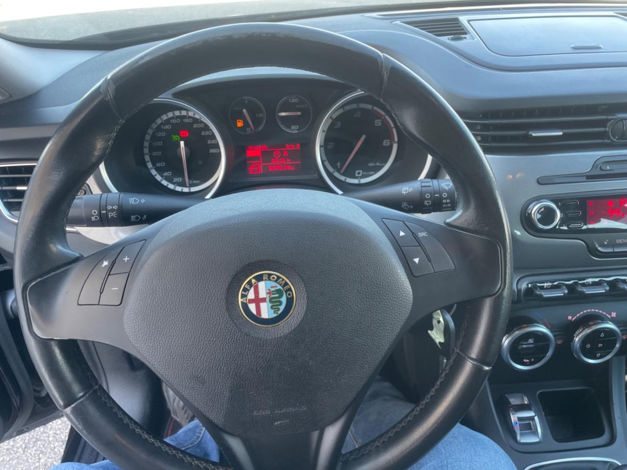 Alfa Romeo Giulietta 1.6 JTDm- 2013 X neo patentati