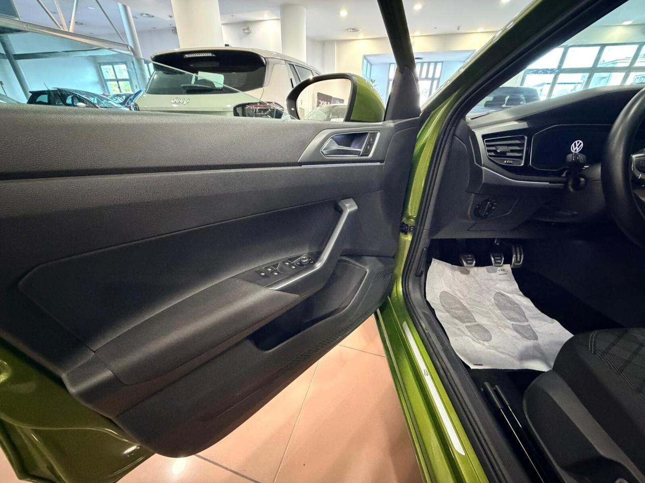 VOLKSWAGEN TAIGO 1.0 TSI 115 CV R-LINE KM 0