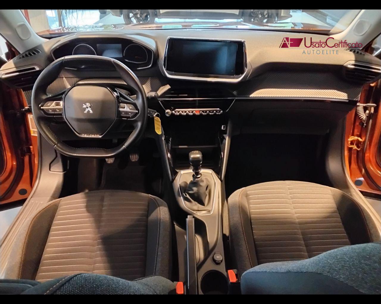 PEUGEOT 2008 BlueHDi 110 S&S Active