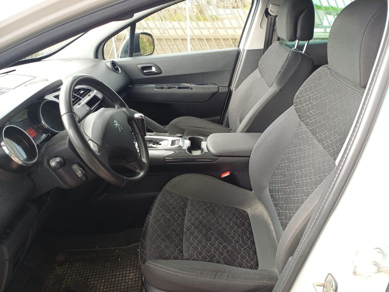 Peugeot 3008 BlueHDi 120 EAT6 Business