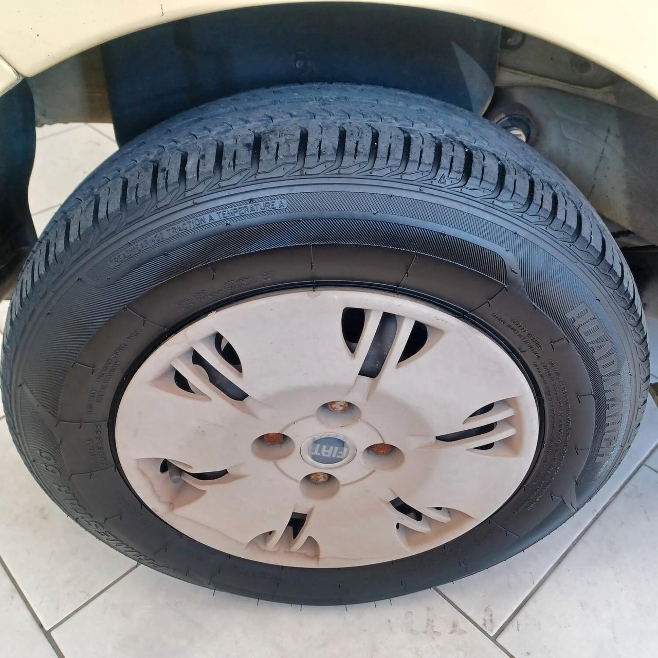 97.478 KM OCCASIONE FIAT PANDA 1.2 NEOPATENTATI