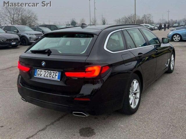 BMW 520 520d Touring mhev 48V xdrive Luxury auto - GG228ZF