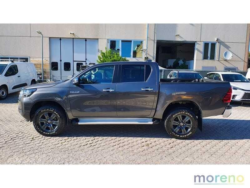 Toyota Hilux 2.4 d-4d C&C 4x4 Lounge