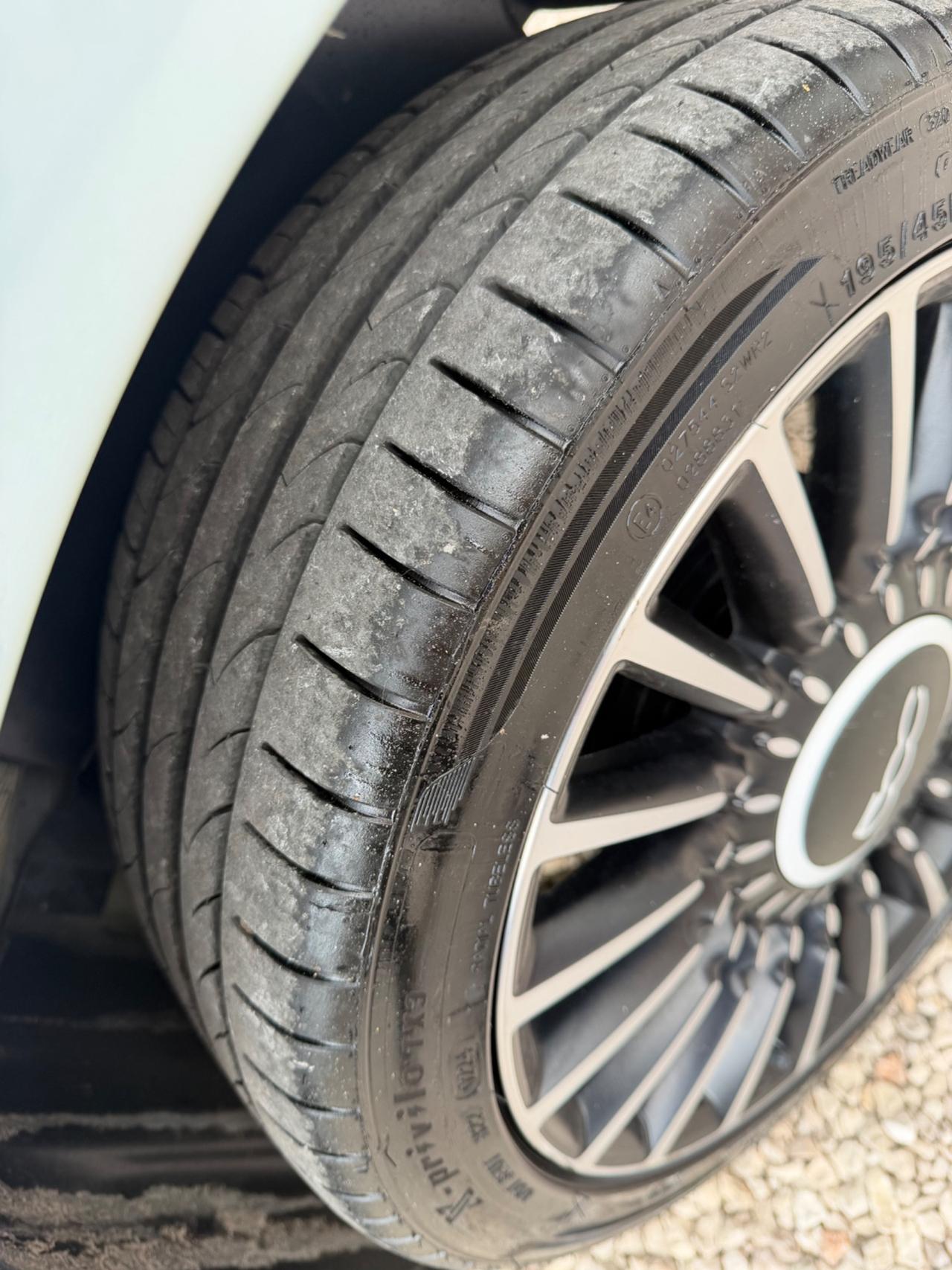 Fiat 500 1.0 Hybrid Launch Edition