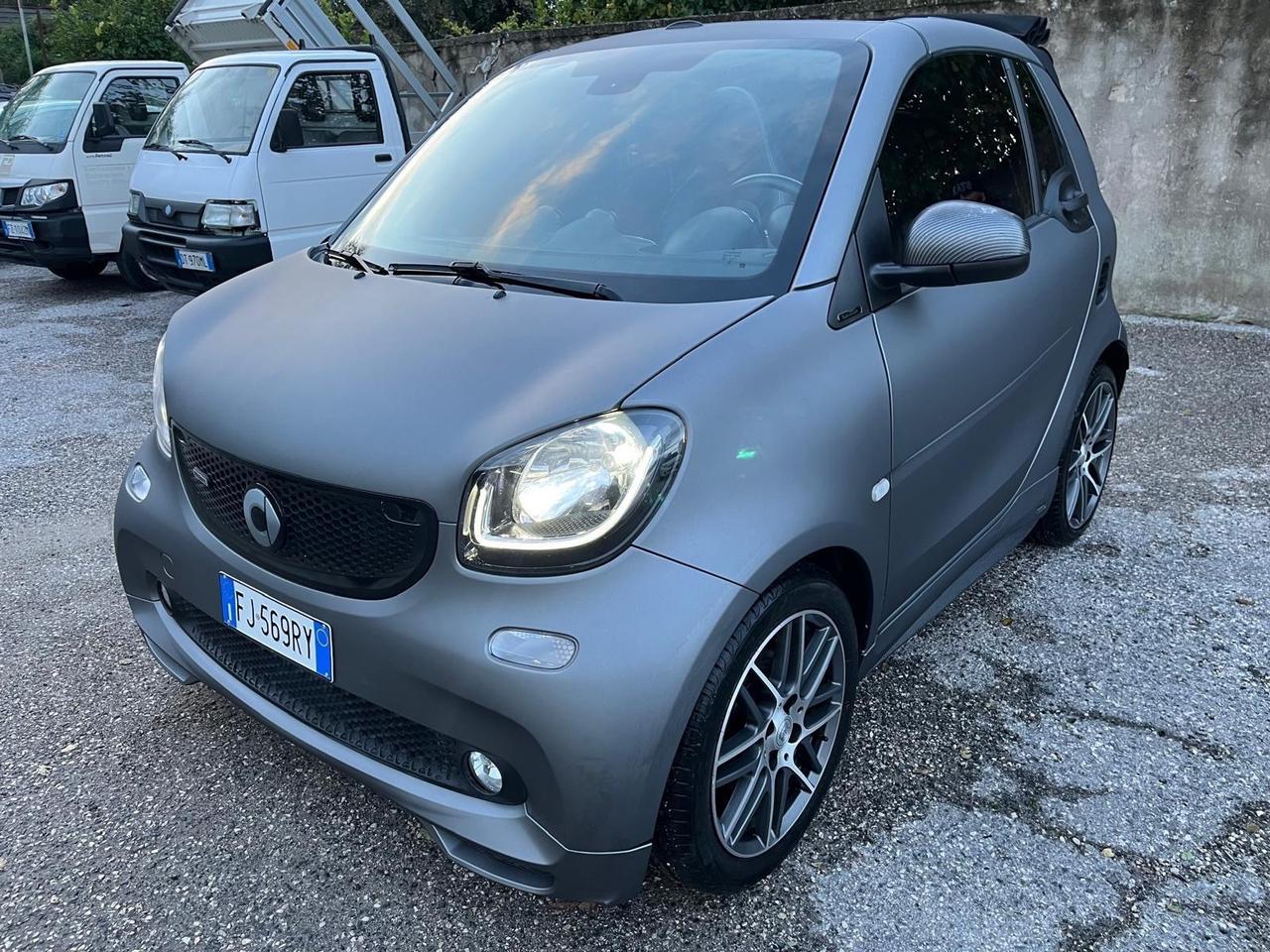 Smart fortwo brabus cabrio/xclu-km 64000-2017