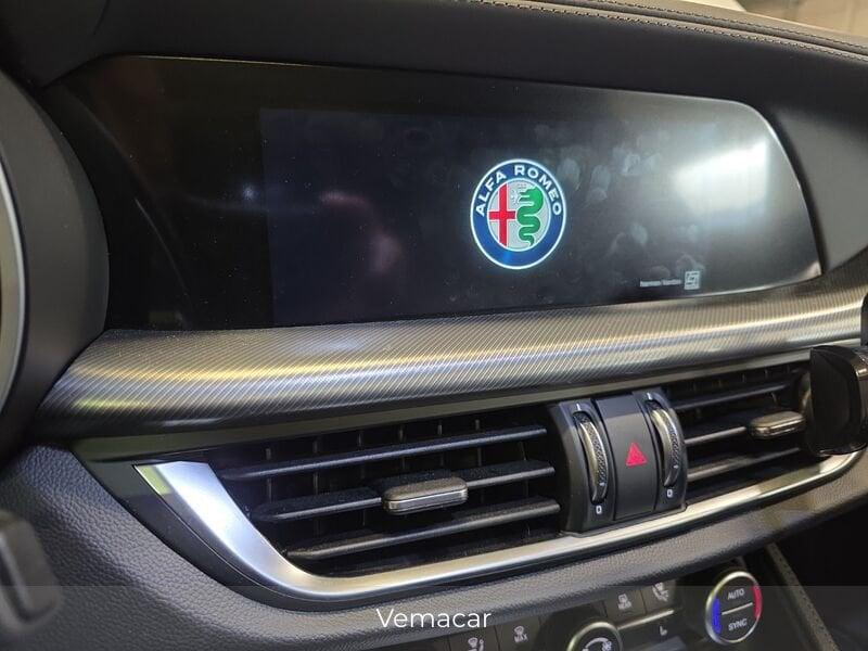 Alfa Romeo Stelvio 2.2 TD 210 CV Veloce AT8 Q4 con 7500euro extra optional