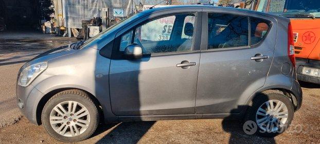 Suzuki Splash 1.0 BENZINA-2012