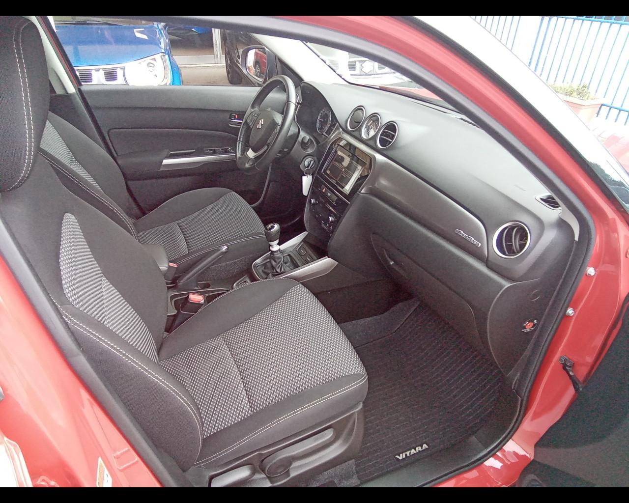 SUZUKI Vitara (2015) - Vitara 1.4 Hybrid 4WD AllGrip Cool
