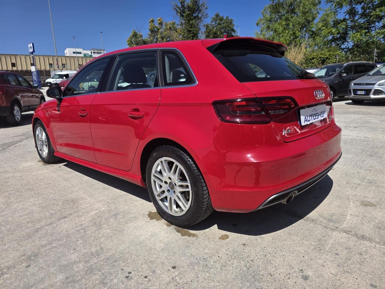 Audi A3 SPB 1.6 TDI ultra Attraction