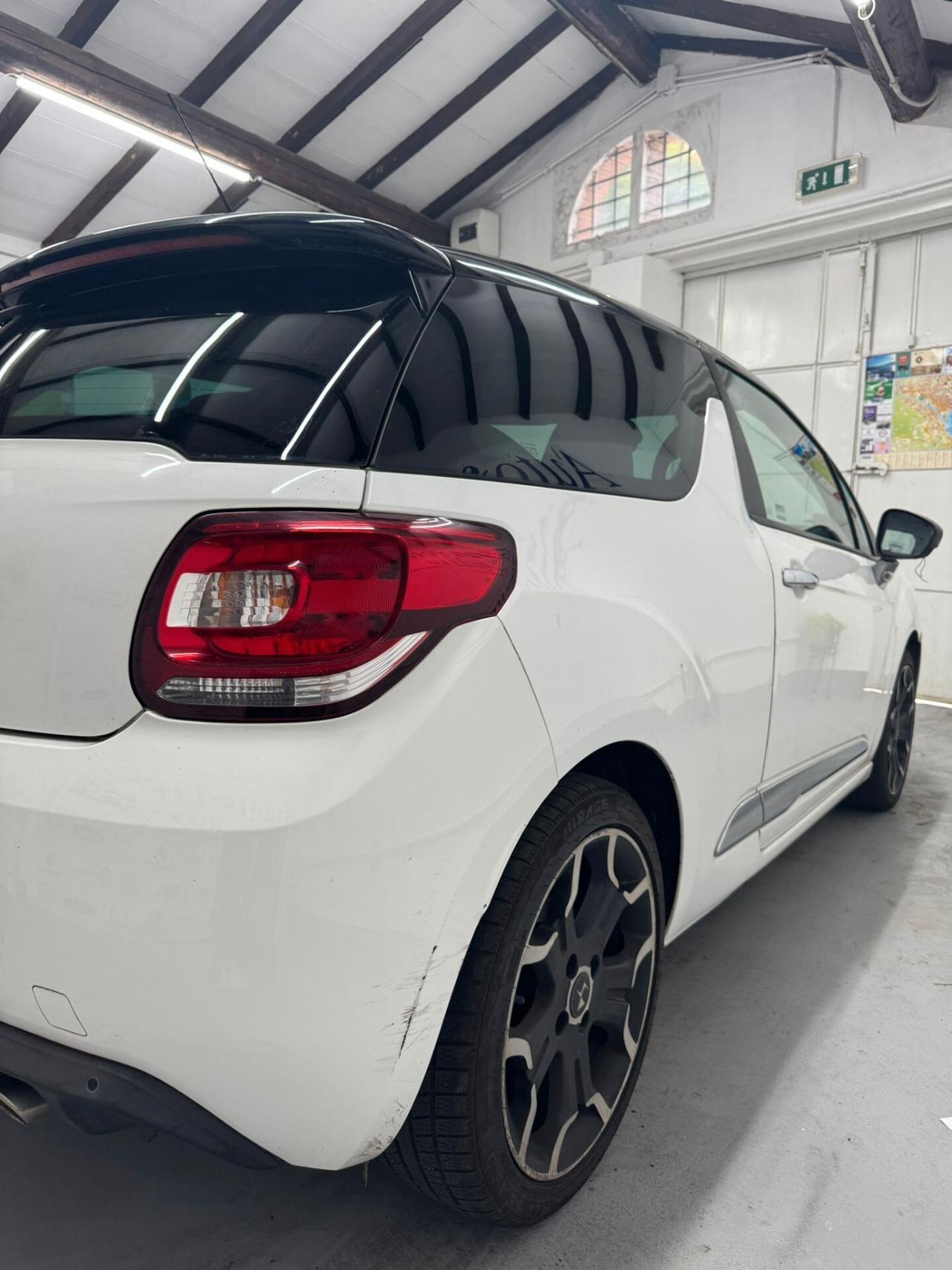 Ds DS3 DS 3 1.6 e-HDi 110 airdream Ultra Prestige