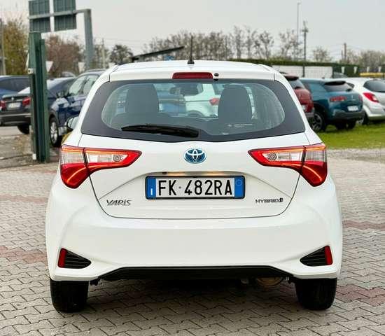 Toyota Yaris 5p 1.5h Cool