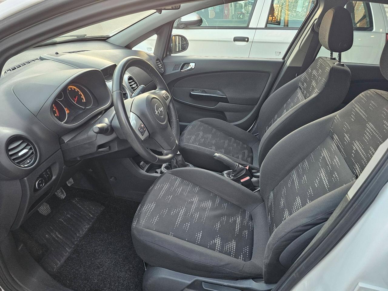 OPEL CORSA 1.2 85CV CLUB