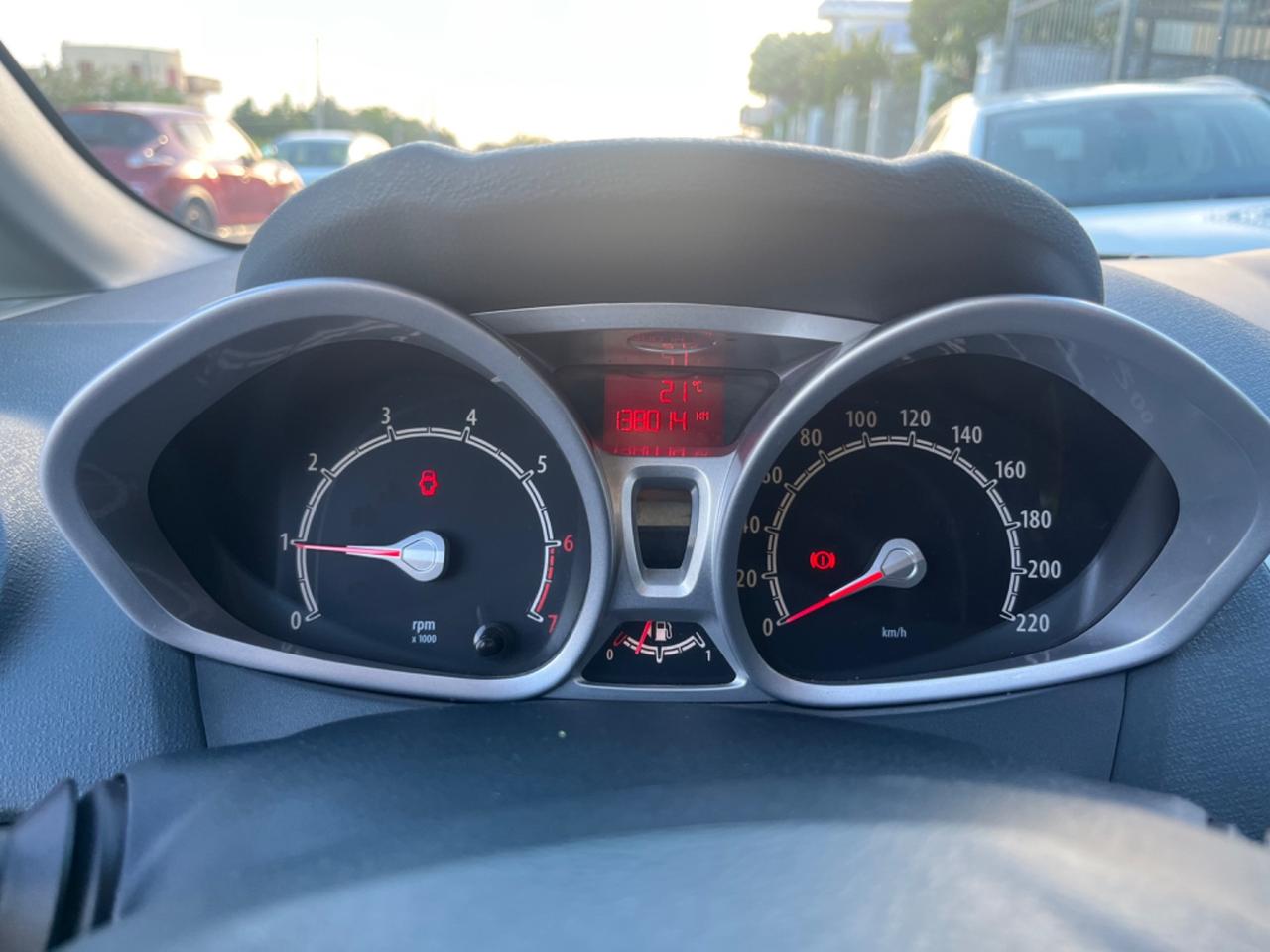 Ford Fiesta 1.4 5 porte Bz.- GPL Titanium Unipro 2010
