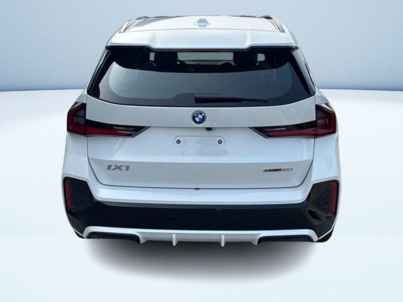 BMW iX1 eDrive20 M Sport