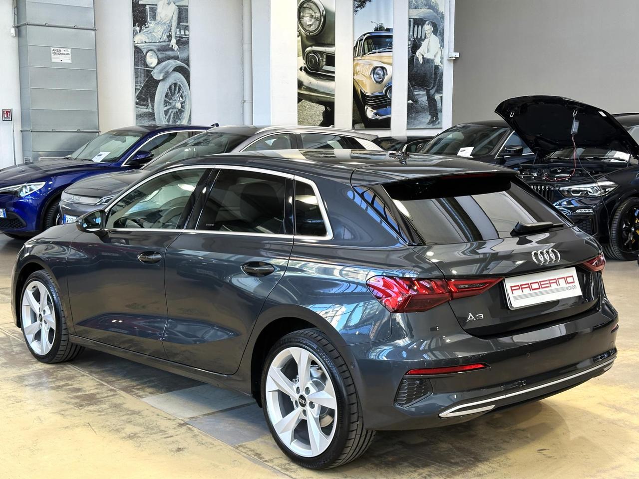 Audi A3 Sportback 35 2.0 tdi Business Advanced s-tronic-Carplay-18"