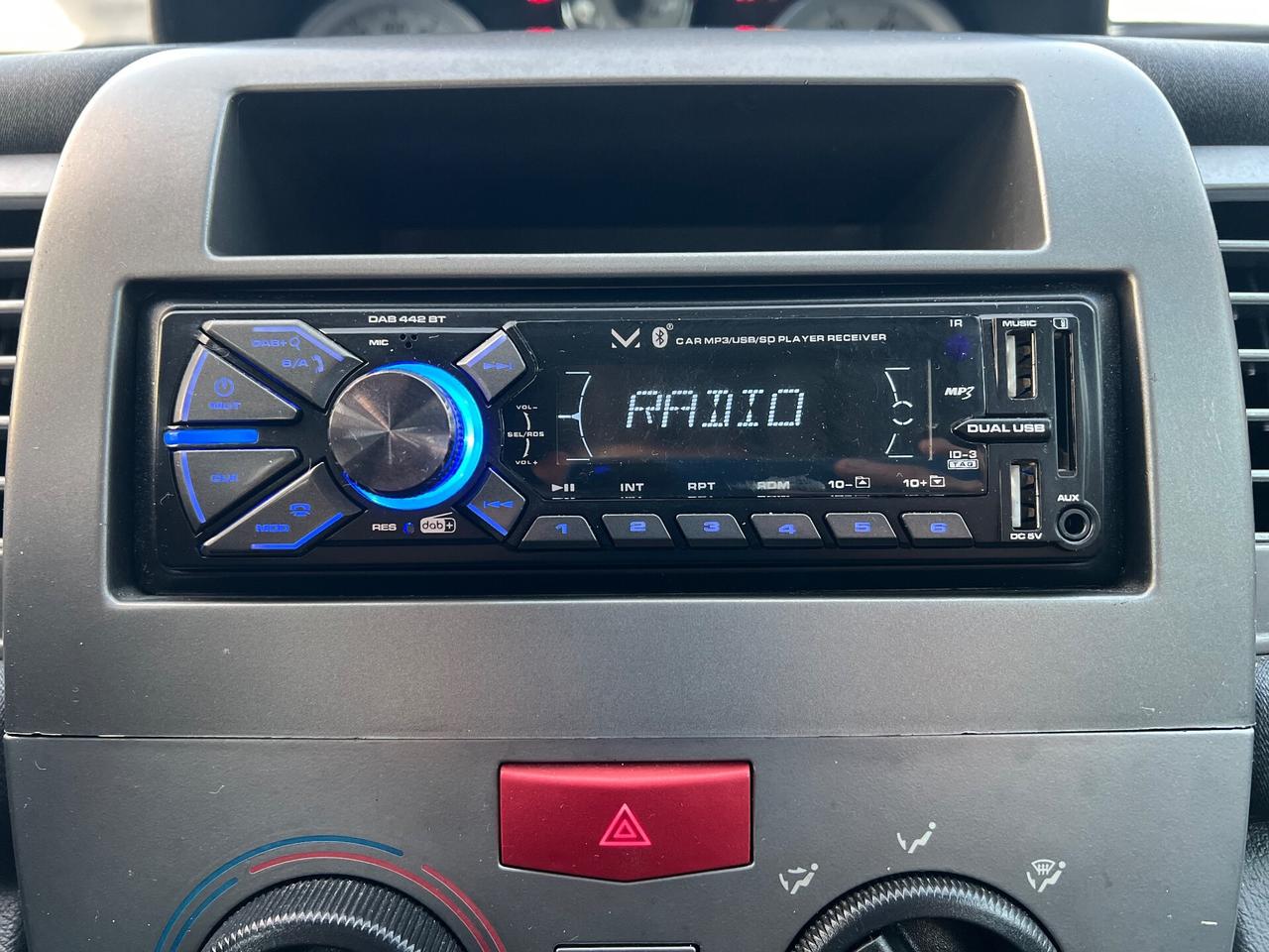 Lancia Ypsilon 1.3 MJT 90 CV Platino