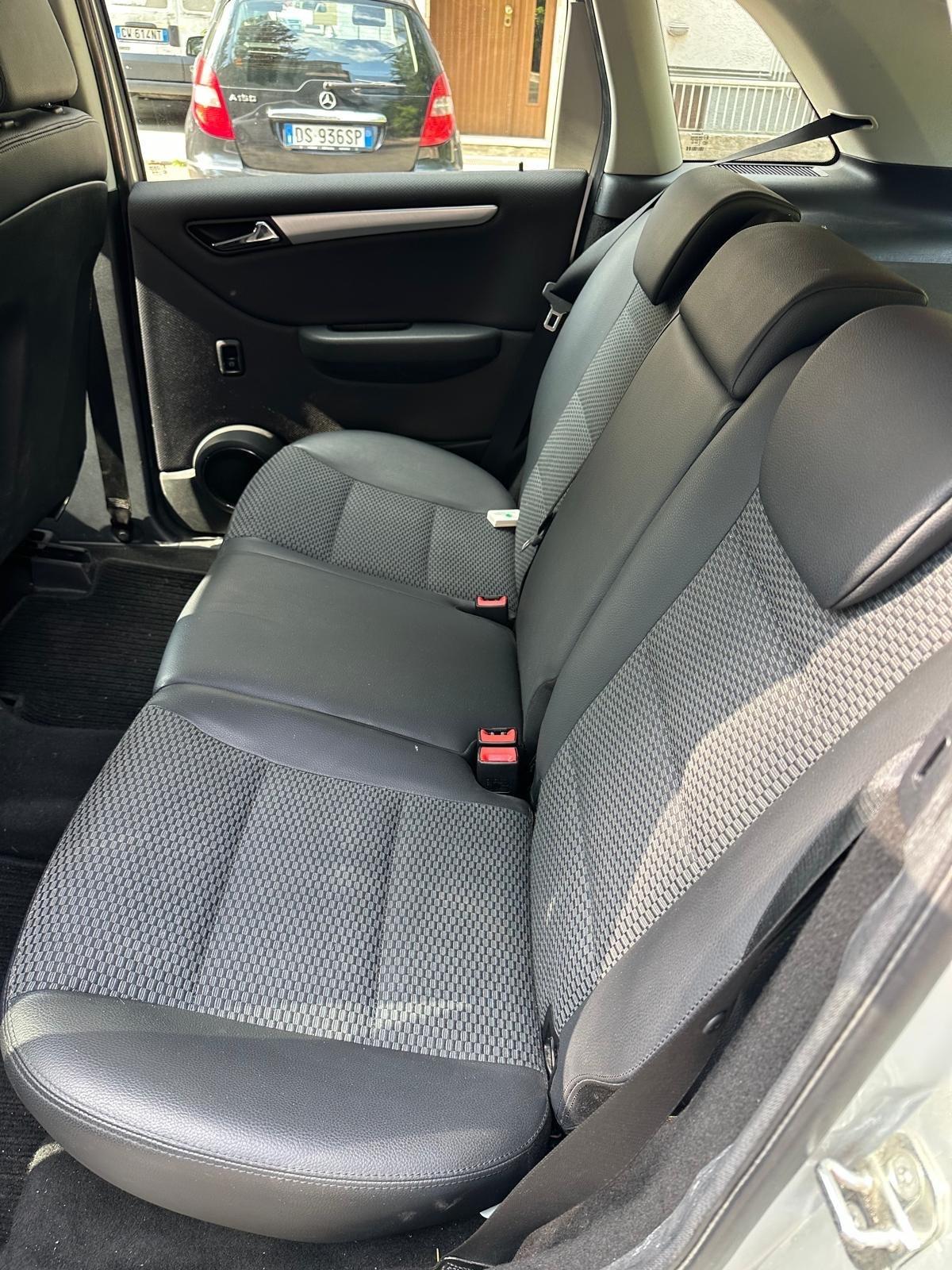 Mercedes-benz B 180 BlueEFFICIENCY Sport NEOPATENTATI