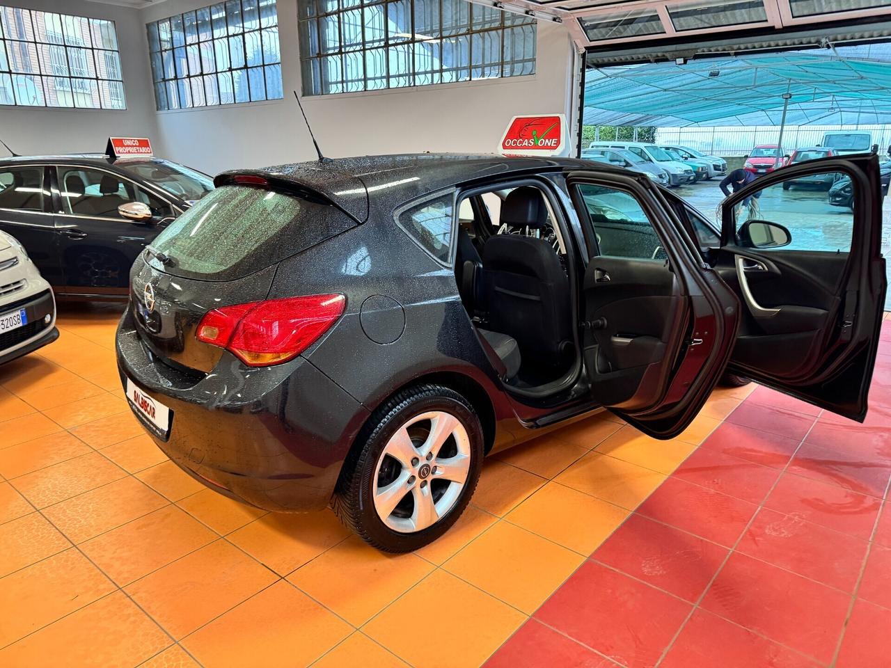 Opel Astra 1.7 CDTI 110CV 5 porte Elective