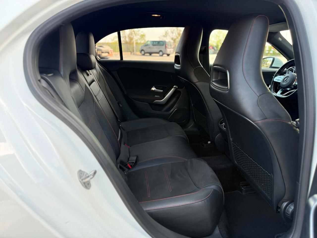 Mercedes-benz A 180 d Automatic Premium/18/BELLA