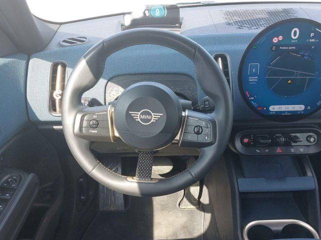 MINI Mini C Favoured Countryman