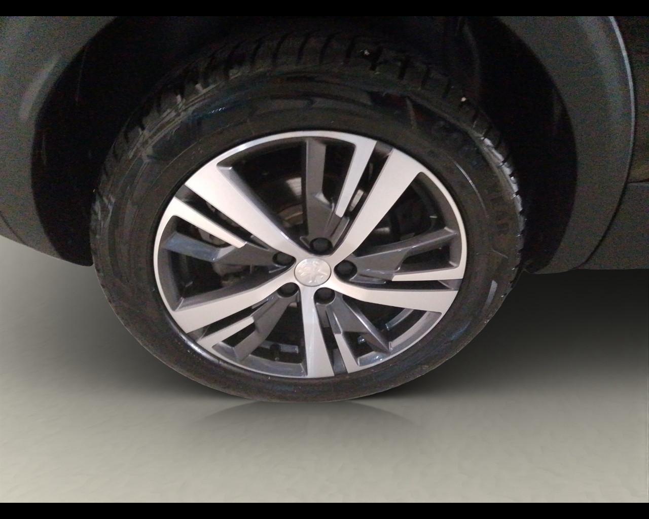 PEUGEOT 3008 2ª serie - 3008 BlueHDi 130 S&S EAT8 Allure