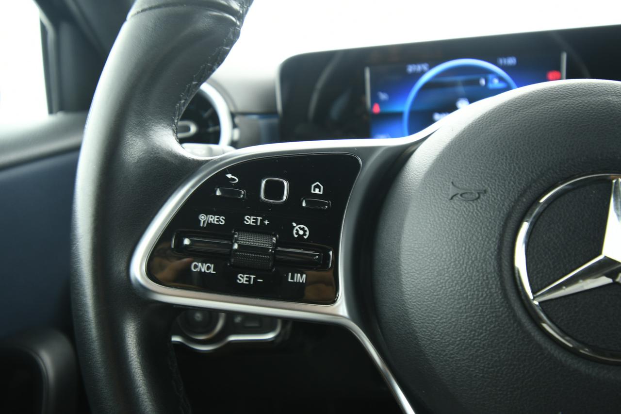 Mercedes-Benz A 180 d Business auto NEOPATENTATI+CAMERA+LED