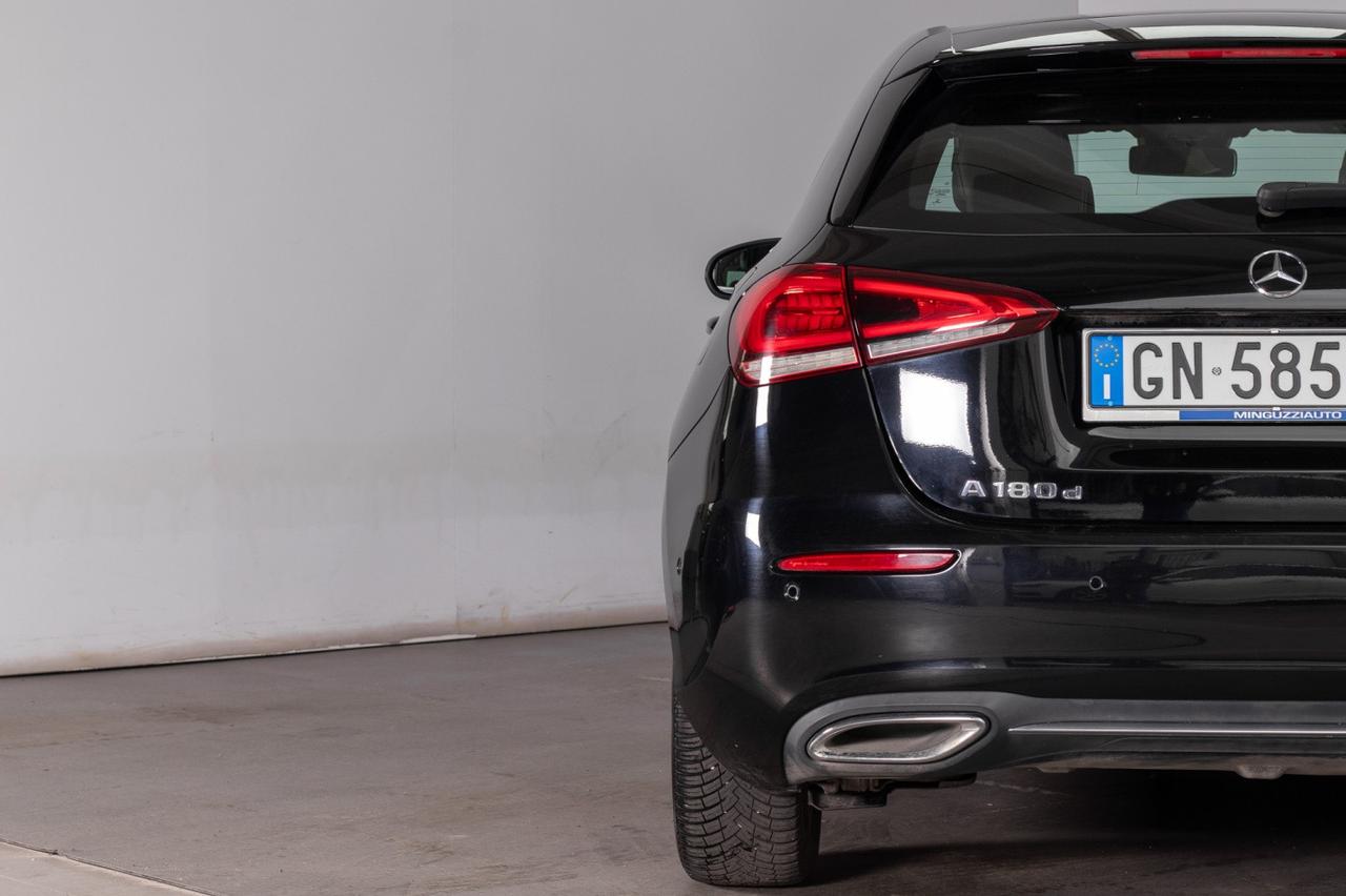 Mercedes-Benz A 180 D Sport Auto 116cv