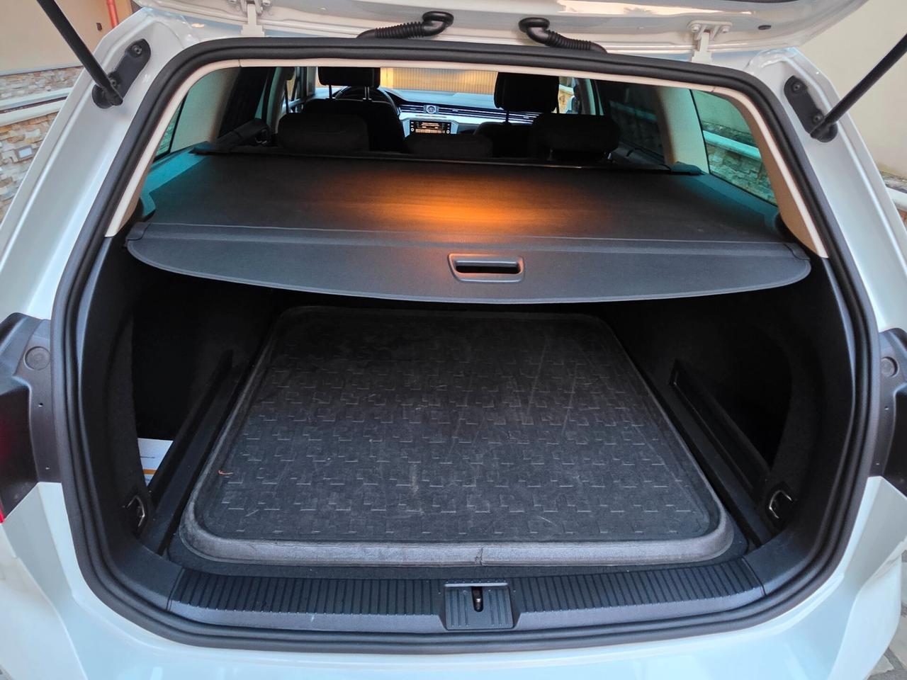 Volkswagen Passat Variant 2.0 TDI DSG Executive BlueMotion Tech.