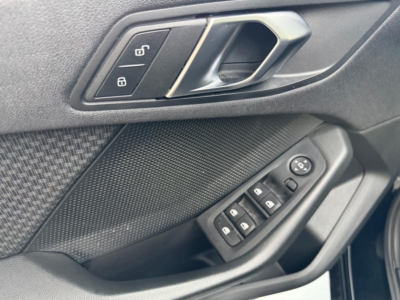 Bmw 116d 5p. Advantage Automatica