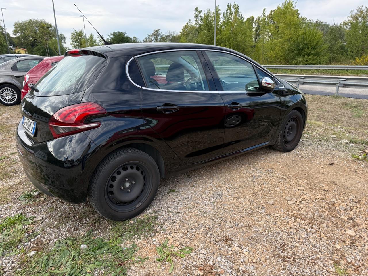 Peugeot 208 BlueHDi 75 5 porte Allure