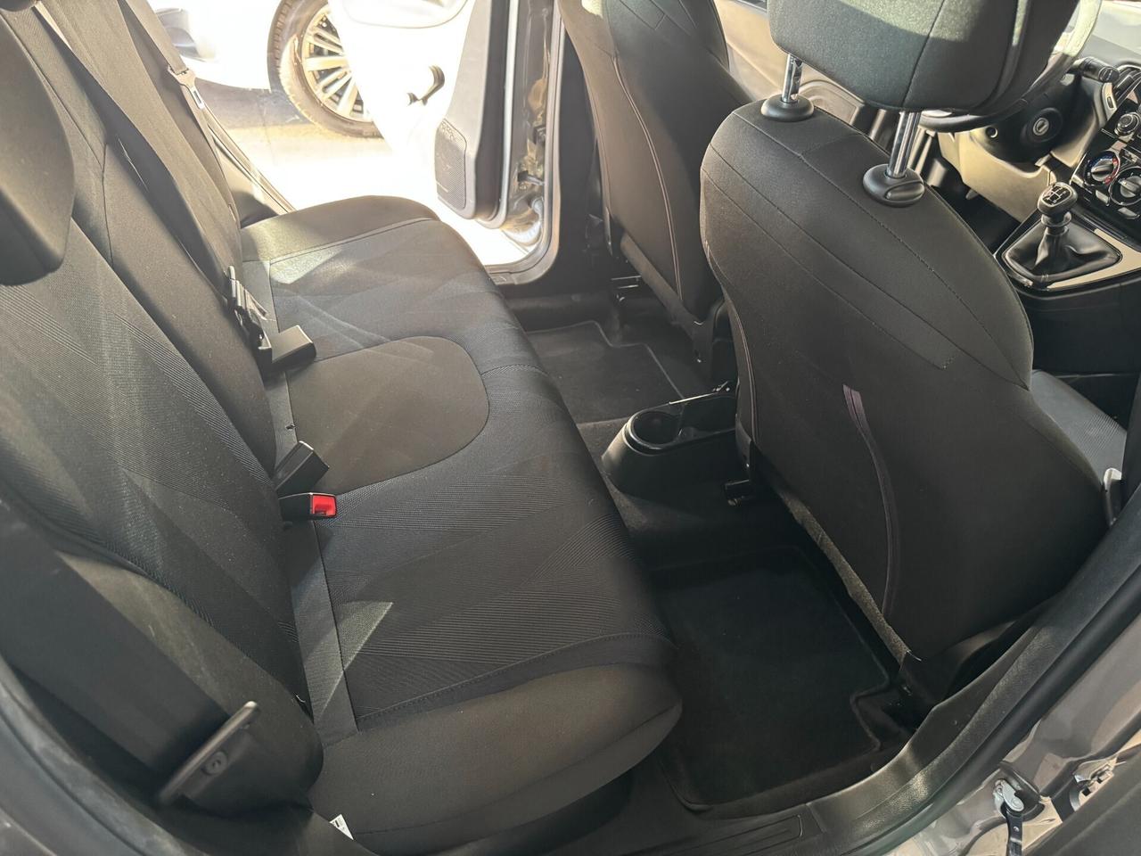 Lancia NEW Ypsilon 1.2 69 CV 5 porte Gold