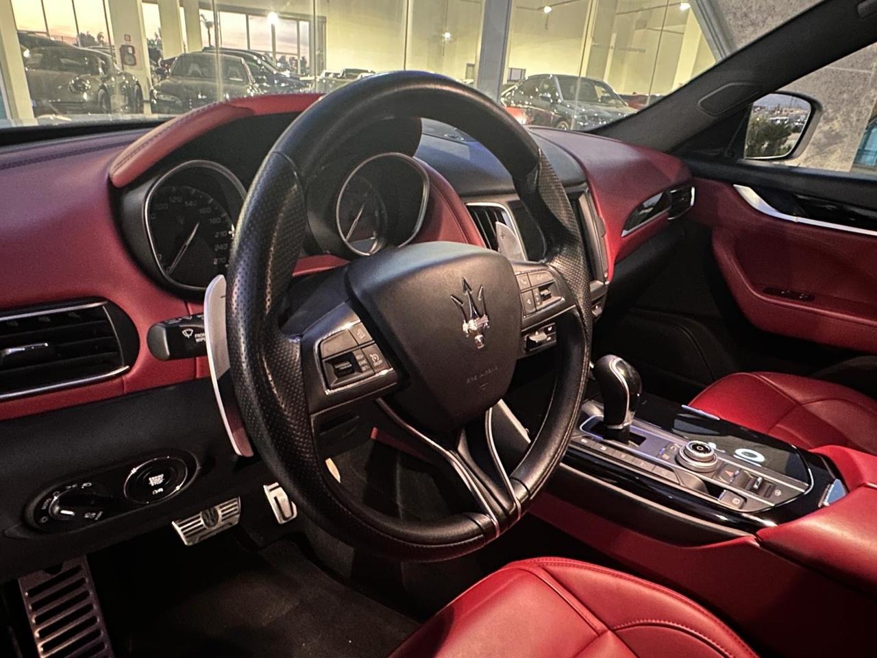 Maserati Levante V6 Diesel 275 CV AWD