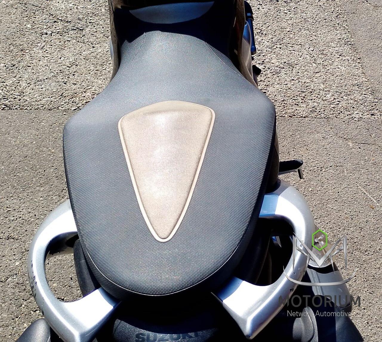 Suzuki Gladius 650
