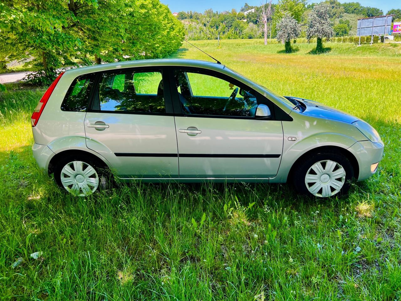 Ford Fiesta 1.2 METANO