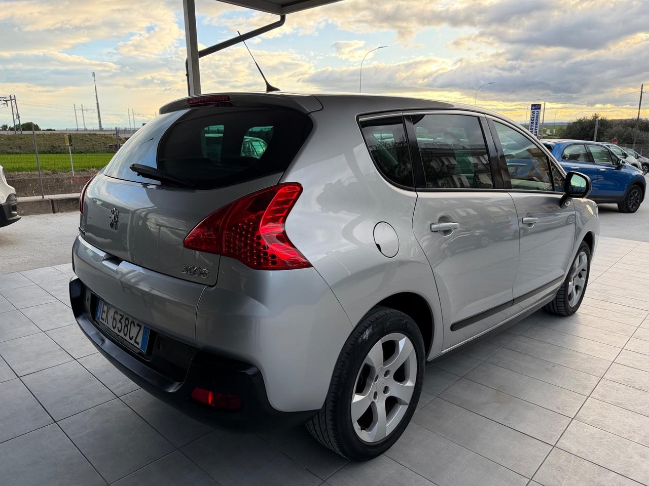 Peugeot 3008 1.6 HDi 112CV Allure