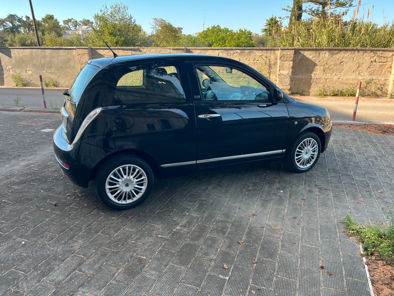 Lancia Ypsilon 1.2 69 CV Diva X NeoPatentati